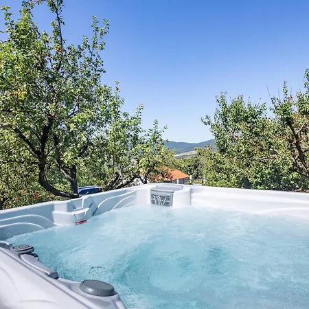 Panorama Garden Hideout In Artists' Town * Szentendre